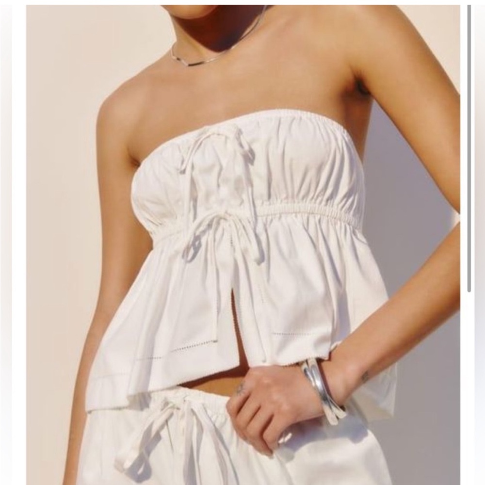 NWT Reformation Rowen Top Size M